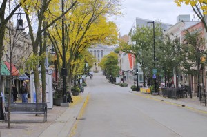 signs of autumn on State Street